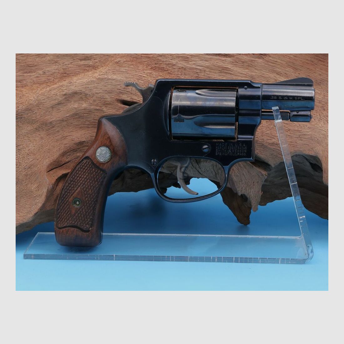 Smith & Wesson 36