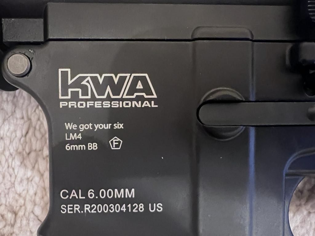 KWA LM4 RIS GBB – Neuwertig mit Red Dot, Tasche & Zubehör