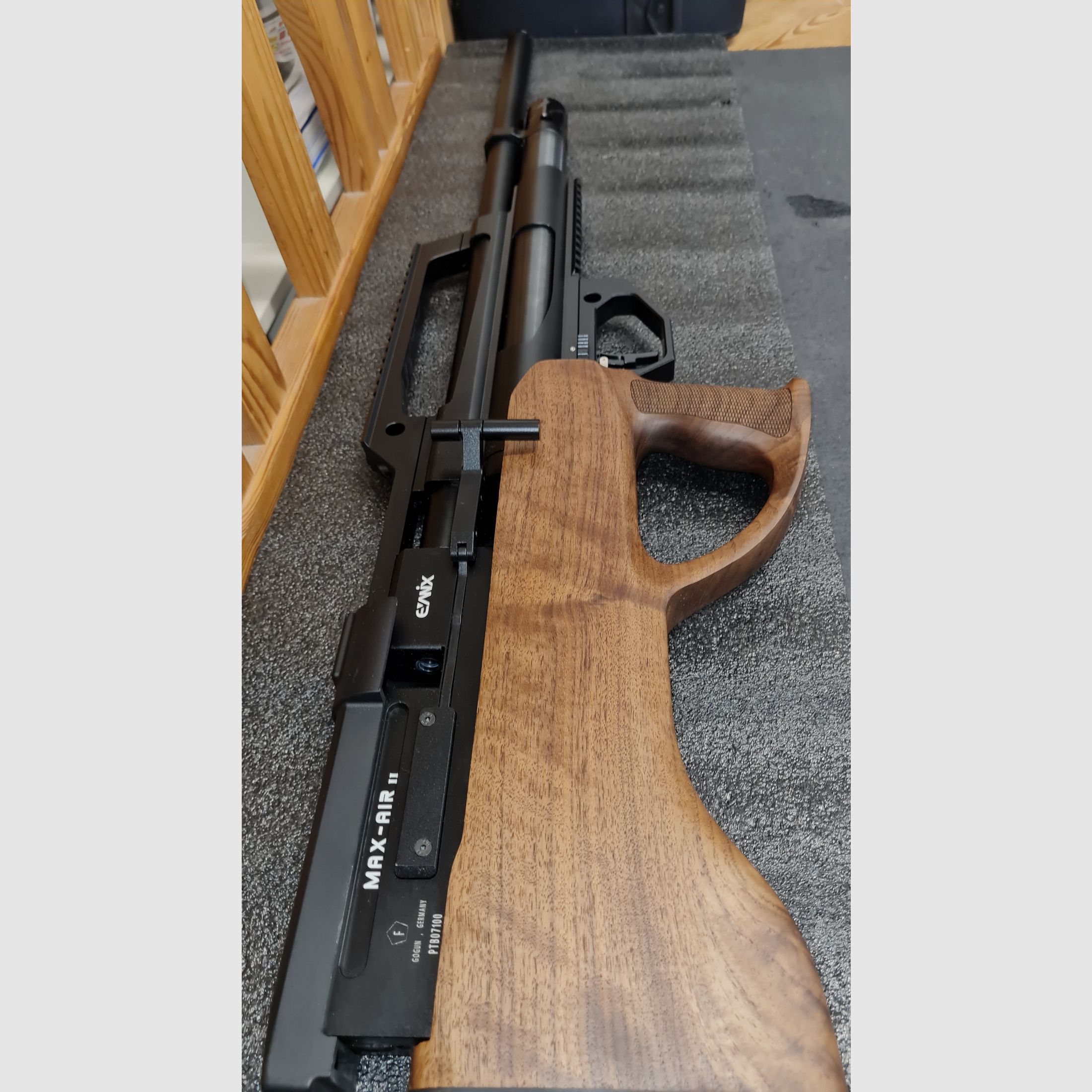 Evanix Max Air II F-Serie Cal .30 - Walnuß