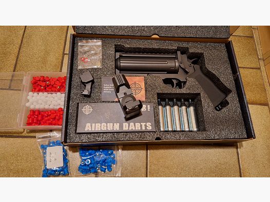 GoGun Revolver Six Needler Deluxe Kit + Red Dot + Diabolos TPU