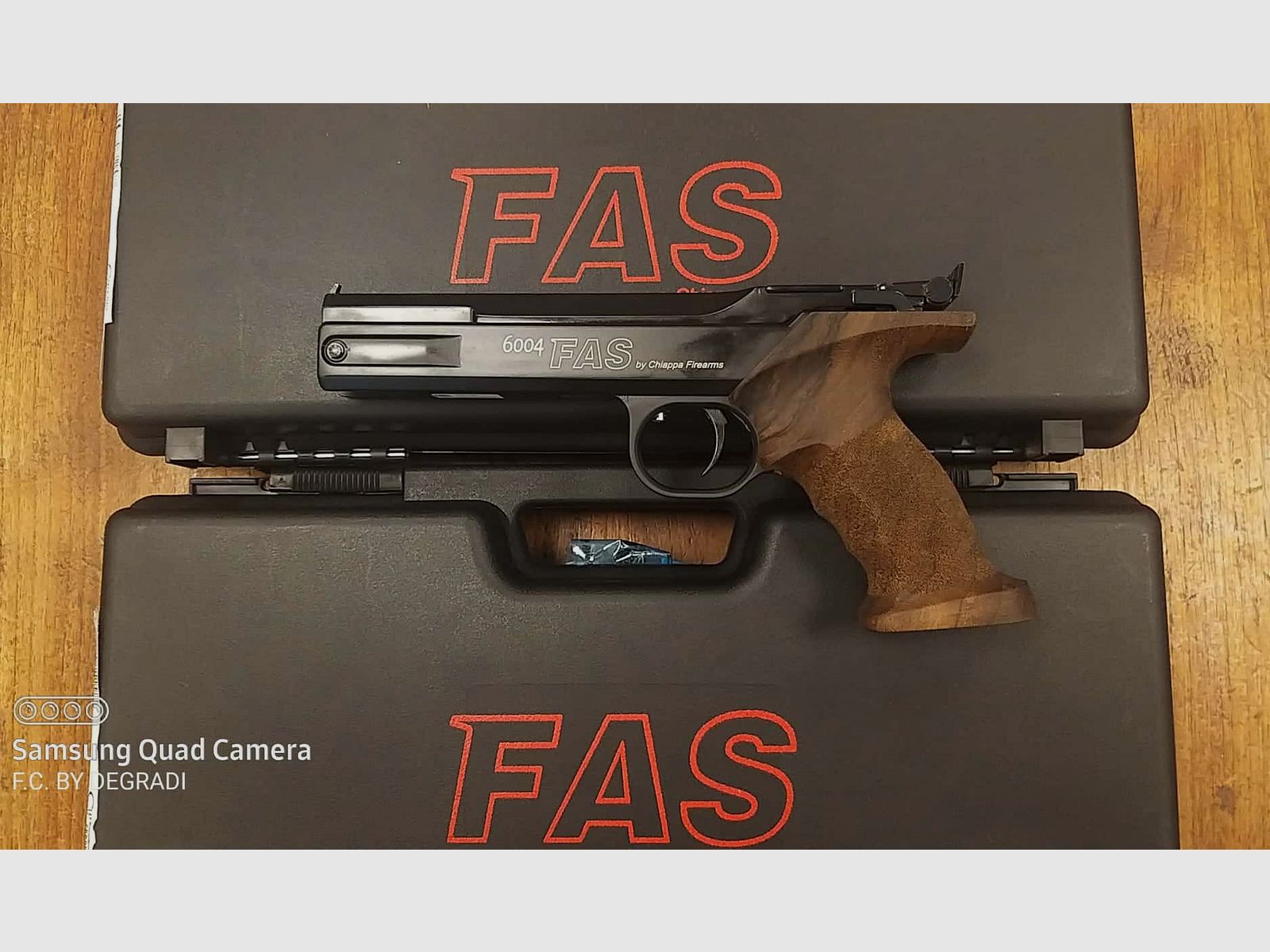 Pistolet pneumatyczny FAS6004 ambidextrous, zdjęcie 1 z 4