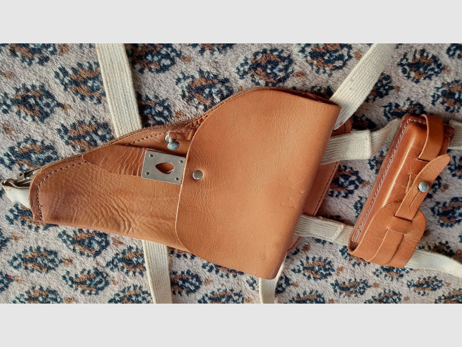 Original Stasi shoulder holster for the 5.45x18 pistol PSM / Good maintained condition // GDR / Leather