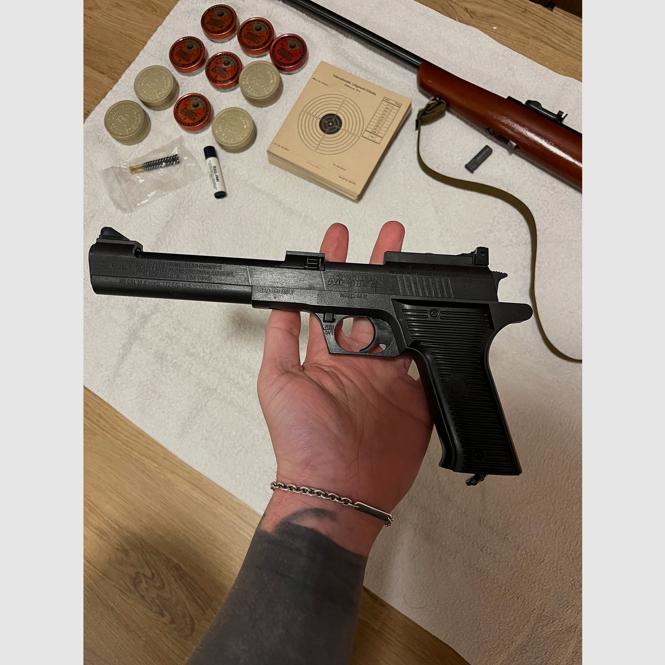 Crosman Model AA2 (Auto Air II)