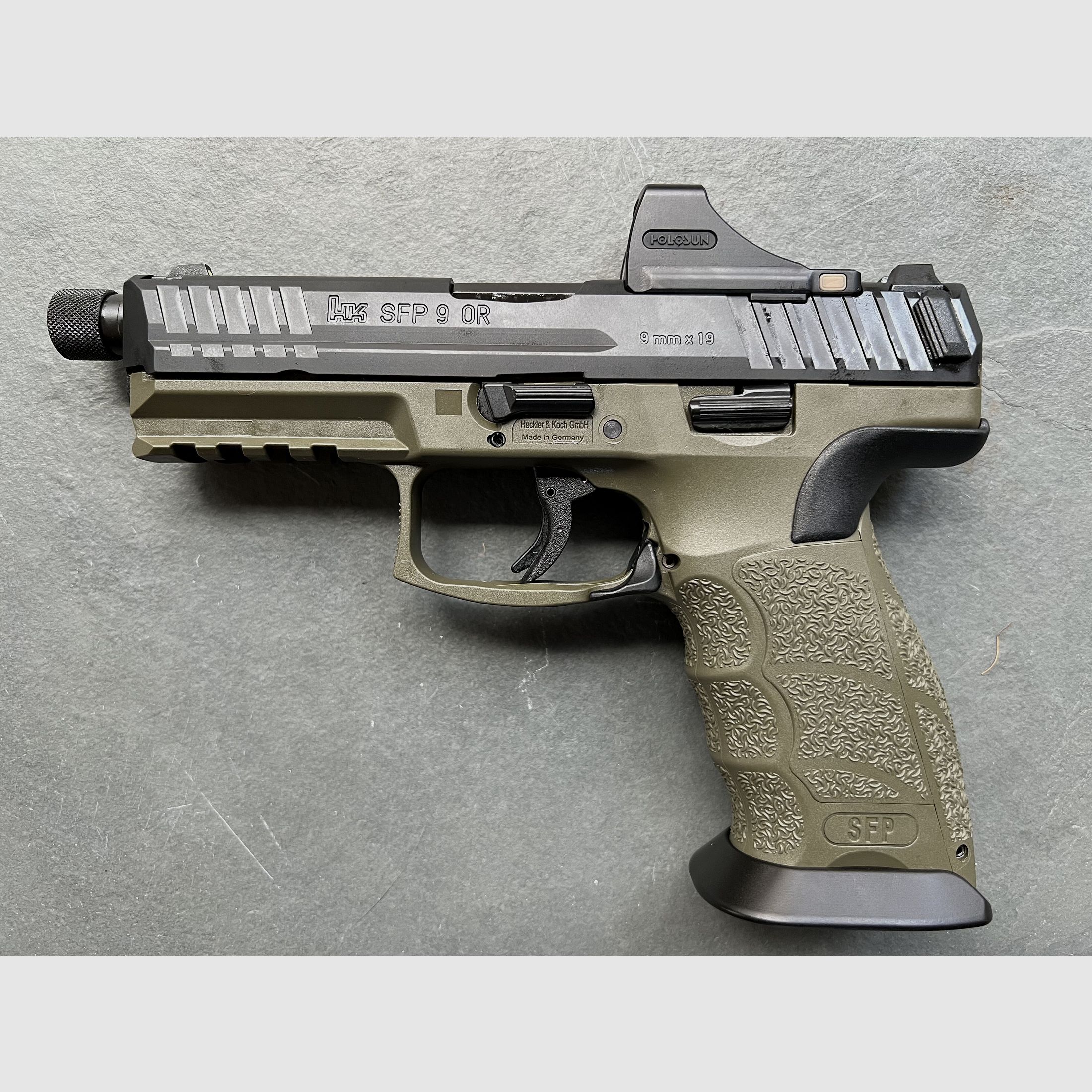 Heckler&Koch SFP9 SF SD OR Natogrün (Set con SCS-VP9-GR)
