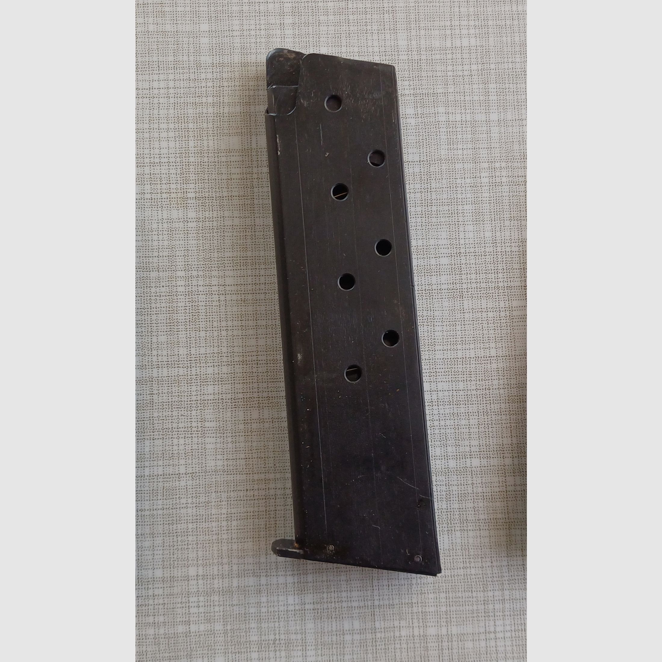 VIS Radom Magazin mit Griffschalen 9mmLuger 