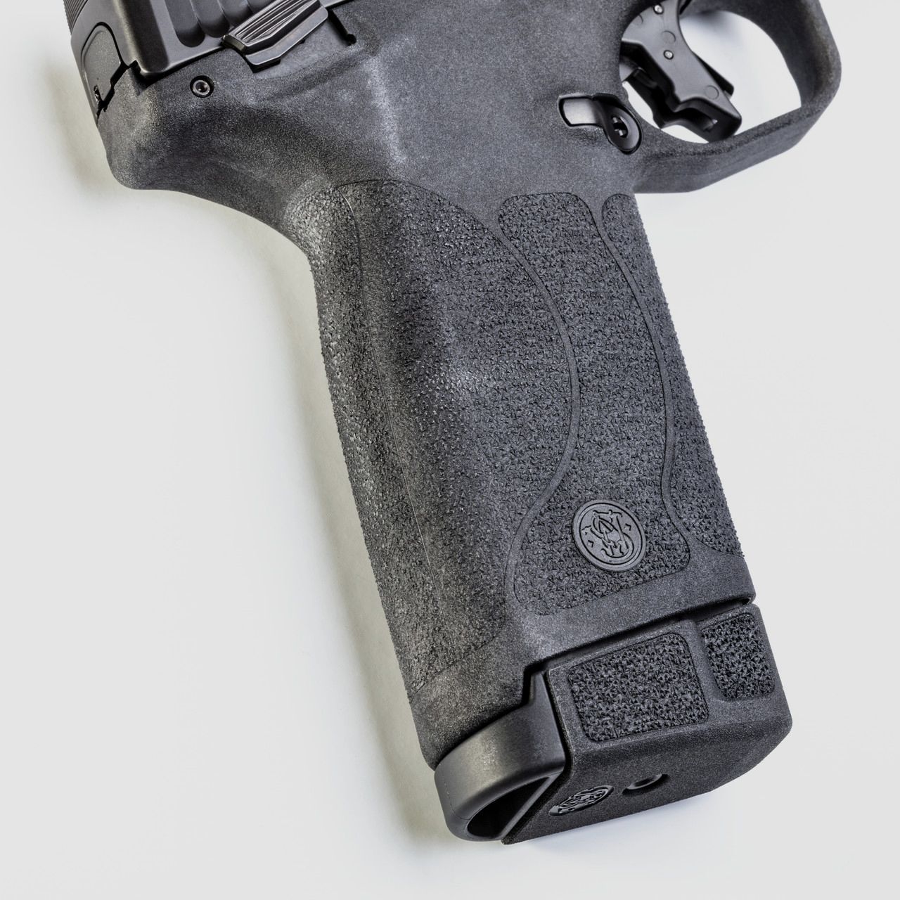 Pistola SMITH & WESSON M&P 22 MAGNUM con seguro manual – 22 WMR, imagen 7 de 14