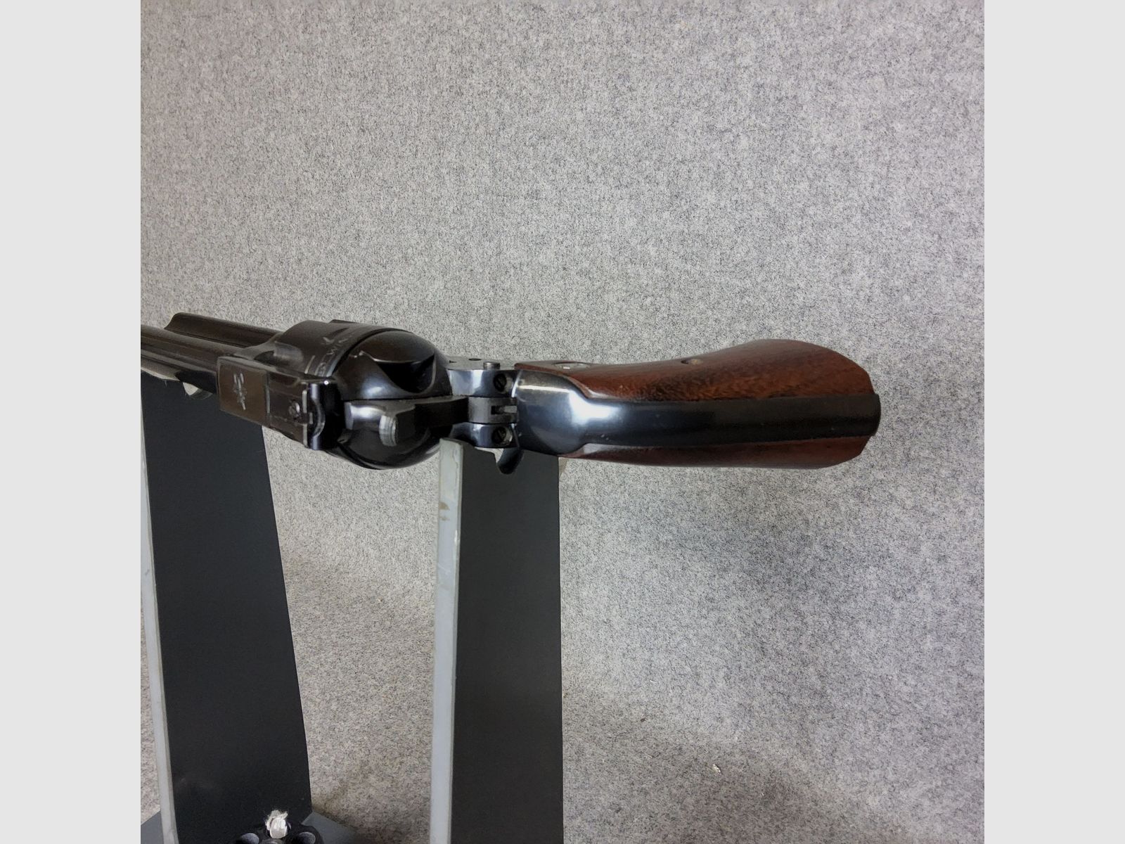 Ruger Blackhawk-new model-with interchangeable cylinder 10mm Auto