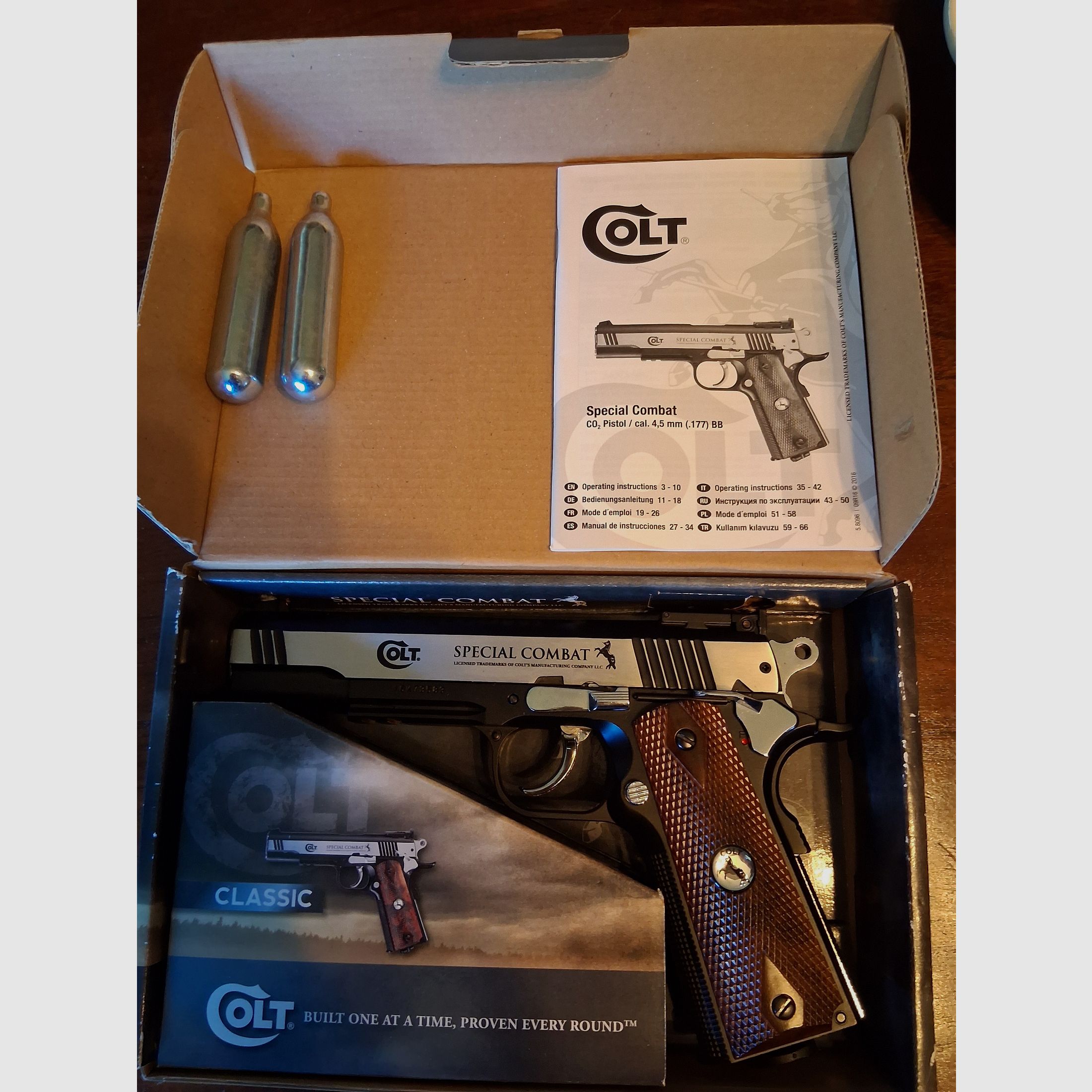 Colt 1911 A1 CO² calibre .177 /4,5mm BB avec marquage F, libre à partir de 18 ans