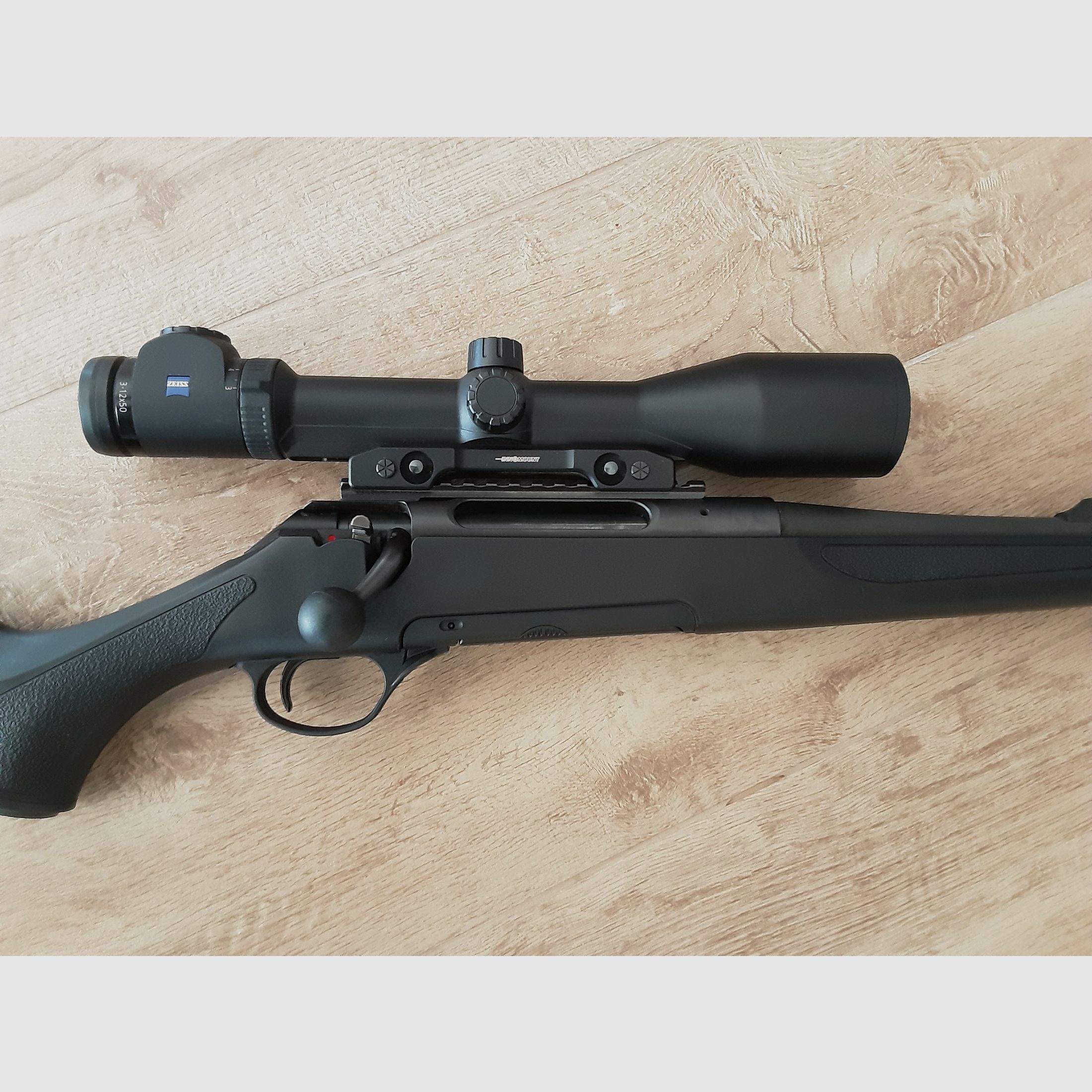 Haenel Jaeger 10 stock z tworzywa 8x57 z optyką Zeiss, zdjęcie 3 z 6