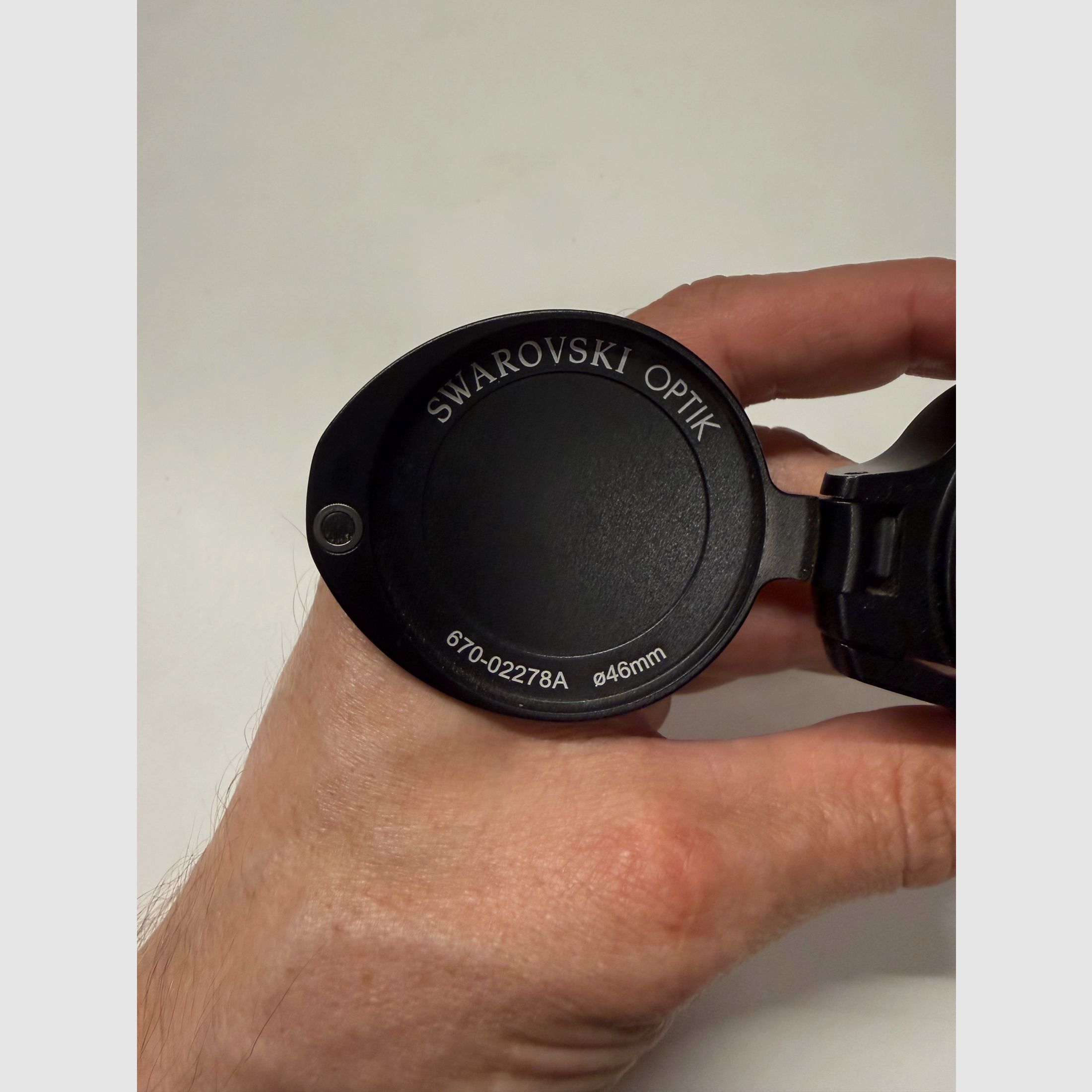 Swarovski eyepiece protective cap 46 mm, image 2 of 3