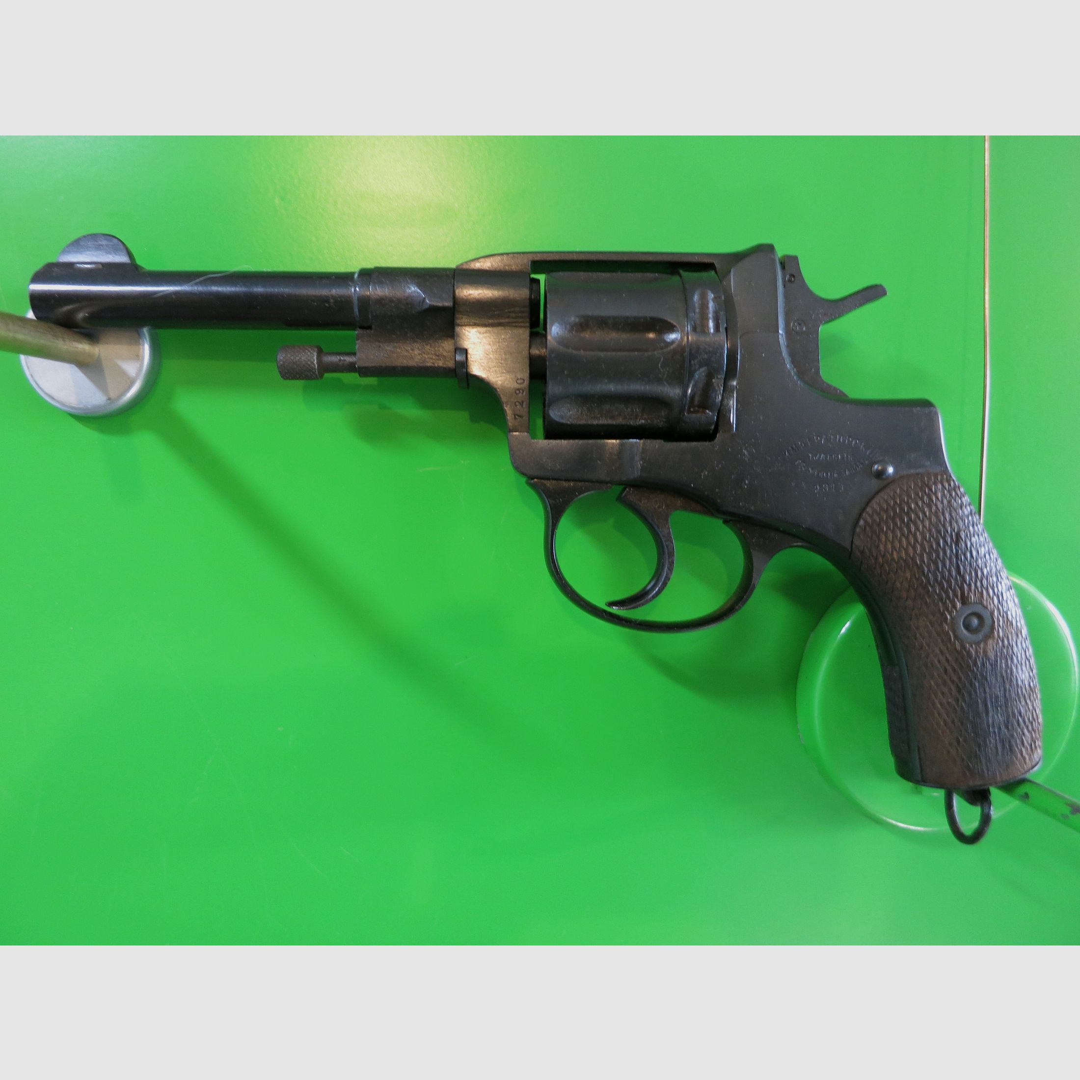IMPERIAL RUSSIAN NAGANT REVOLVER WWI, 1911, DOUBLE-ACTION OFFICER MODEL #80-, image 6 of 18