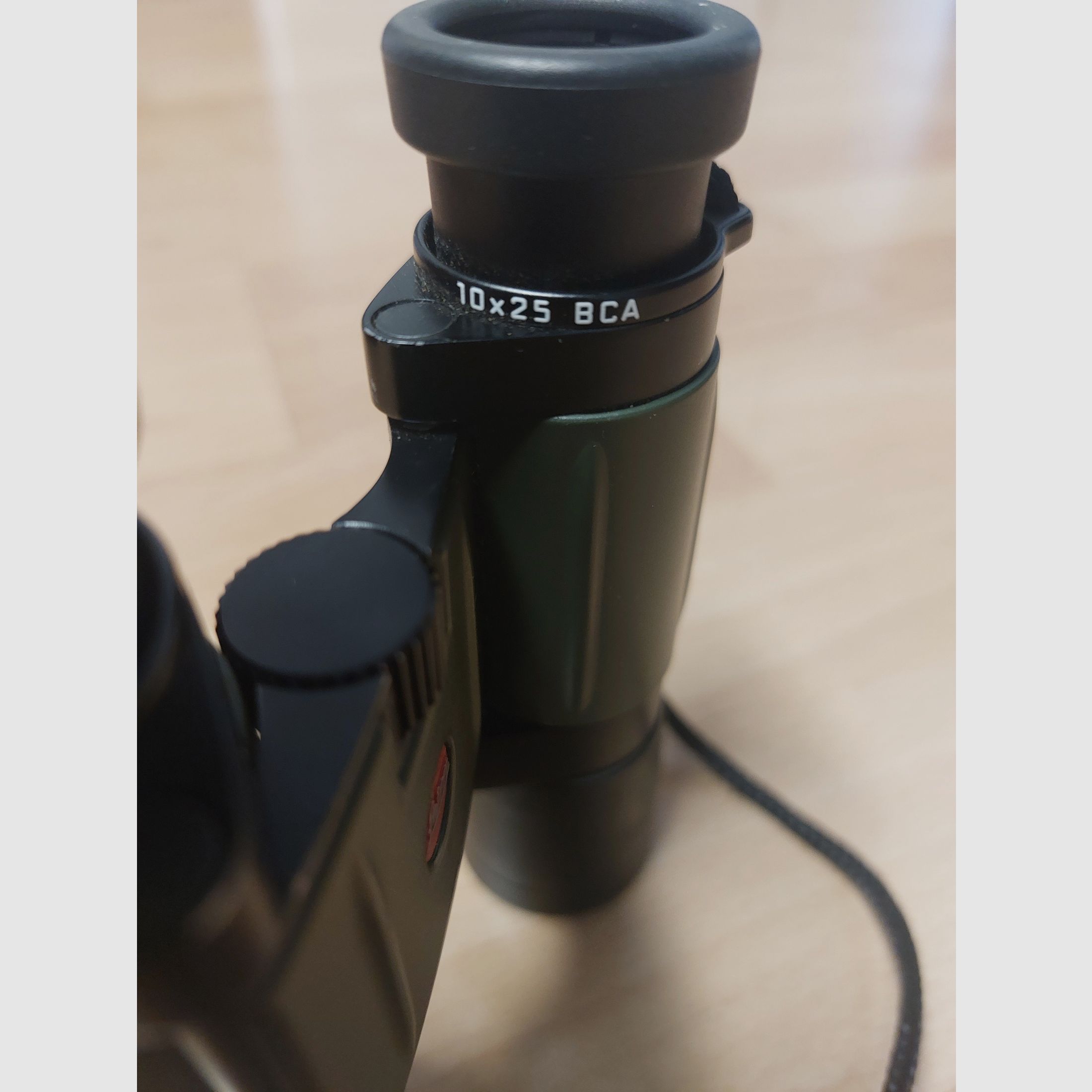 Taschenfernglas Leica Trinovid 10x25 BCA
