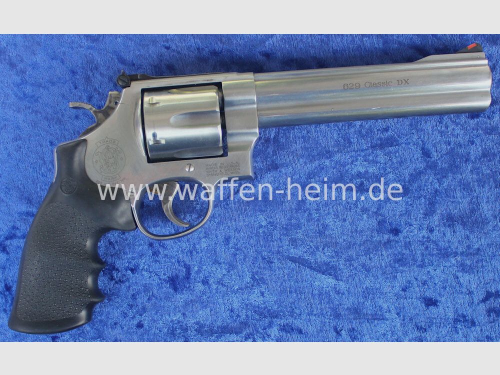 Smith & Wesson	 629 Classic DX