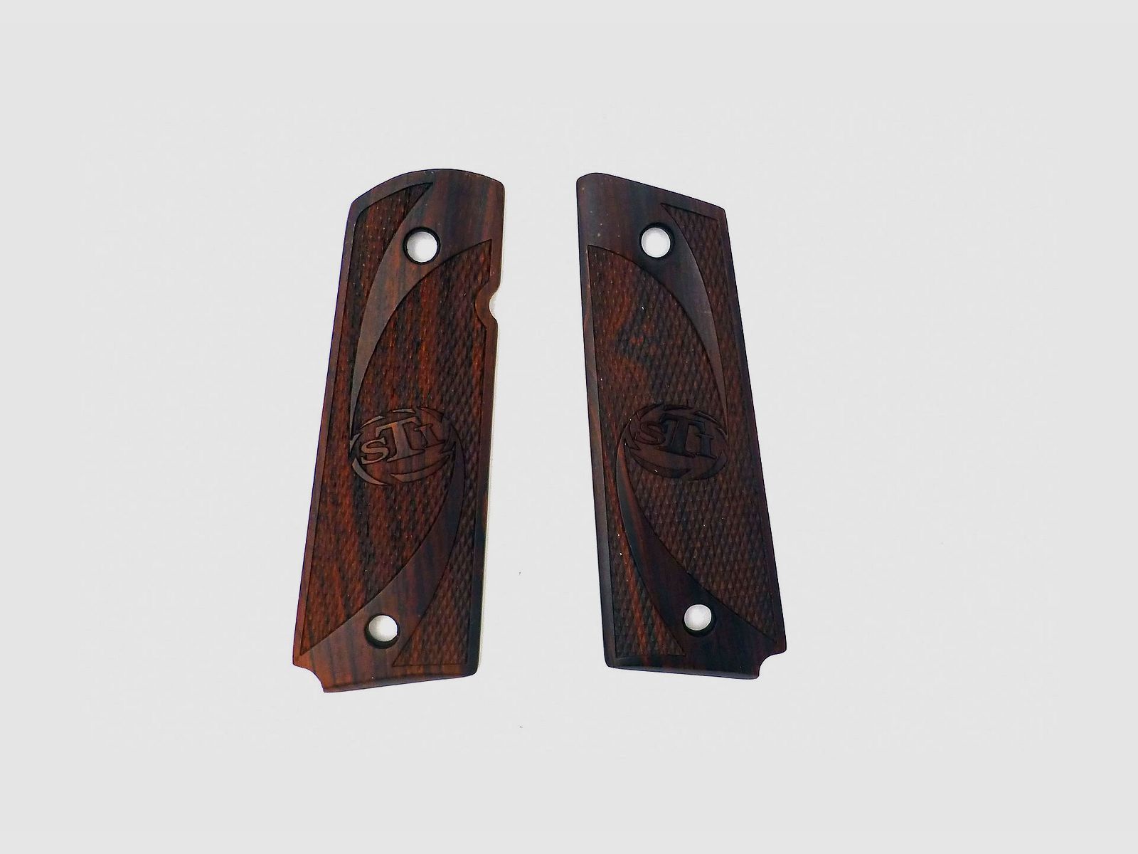 Griffschalen STI „slim line“ für 1911