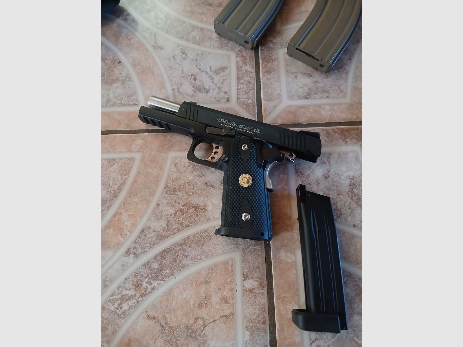 Airsoft SCAR-H (Électrique), GBBR Pistolet et Accessoires