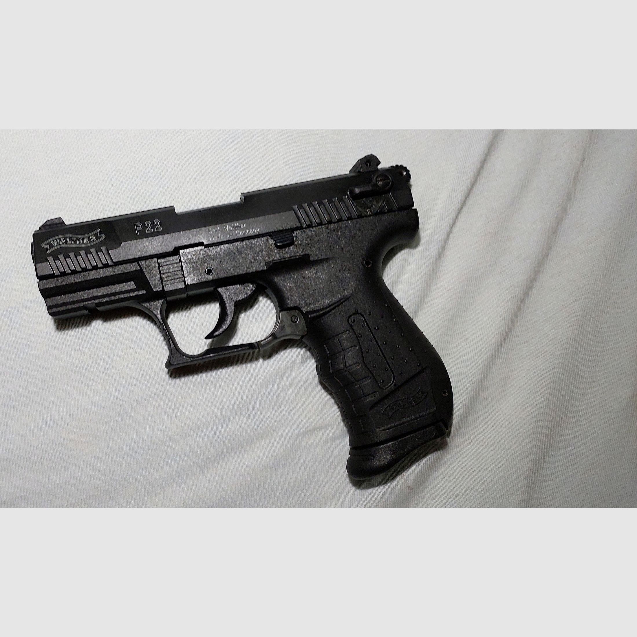 Walther P22 (P 22 Classic) pistola de fogueo 9mm P.A.K. negra (PTB 778)