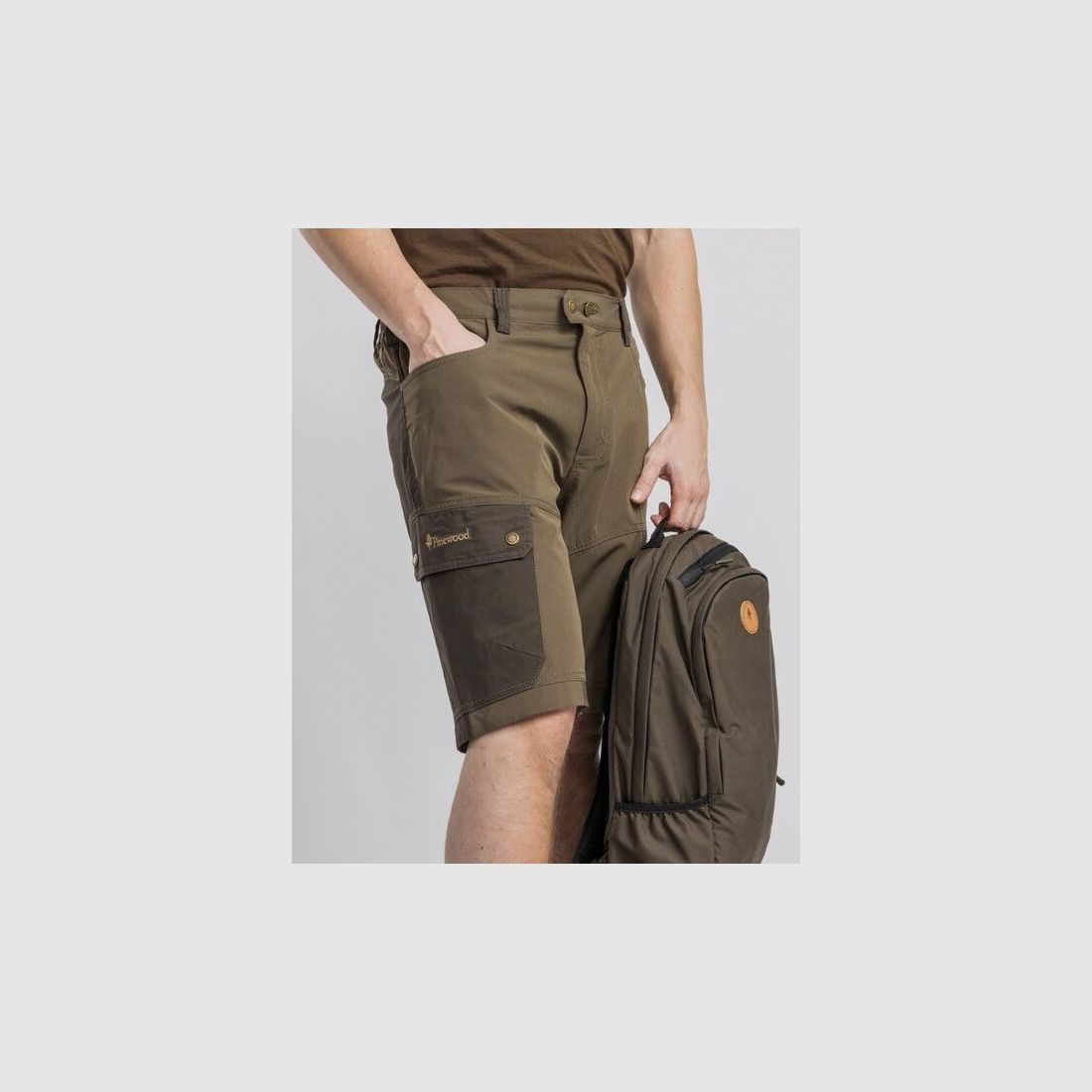 Pinewood Herren Shorts Finnveden Trail Hybrid Earth Brown/Dark Olive