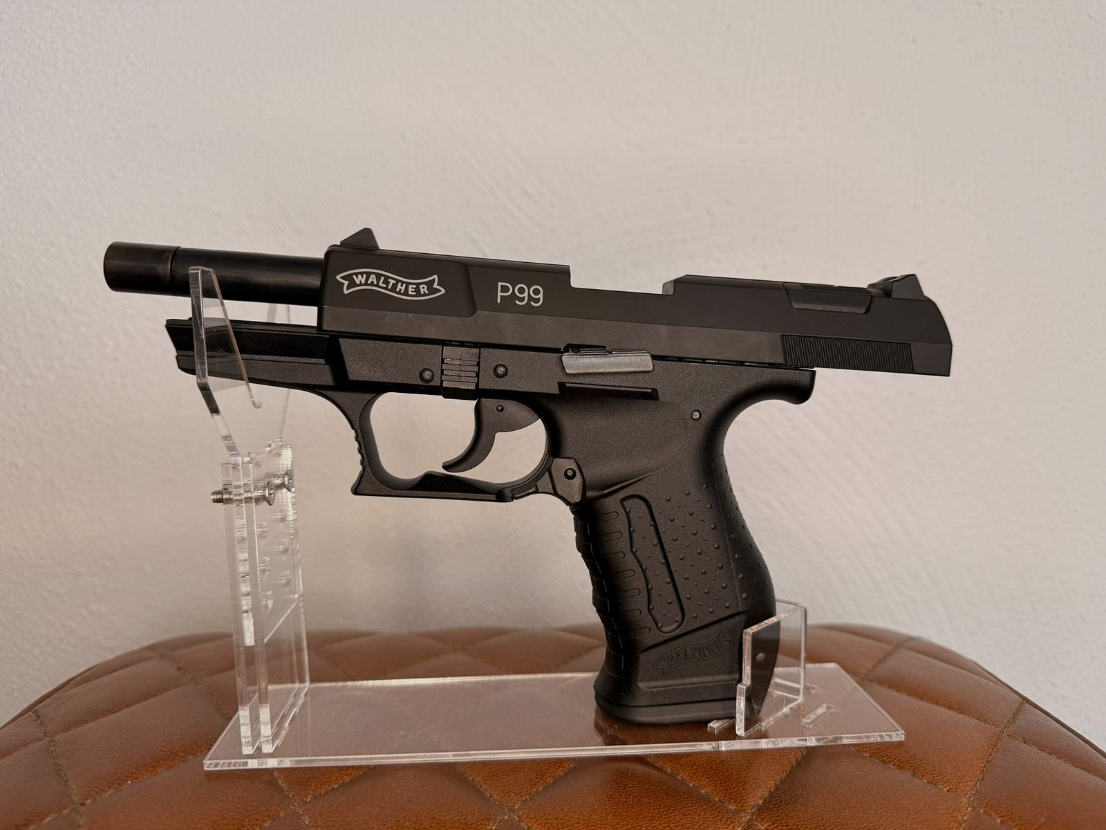 Walther P99 blank firing pistol 9mm P.A.K. black