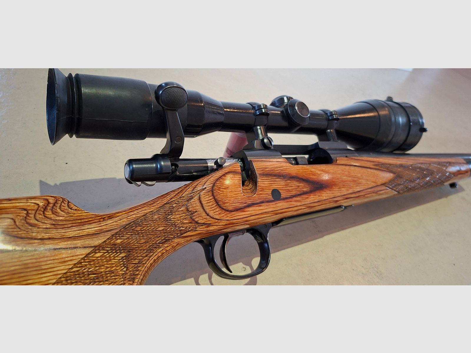 Remington 700 Varmint Cal .223 Rem. con mira telescópica Zeiss