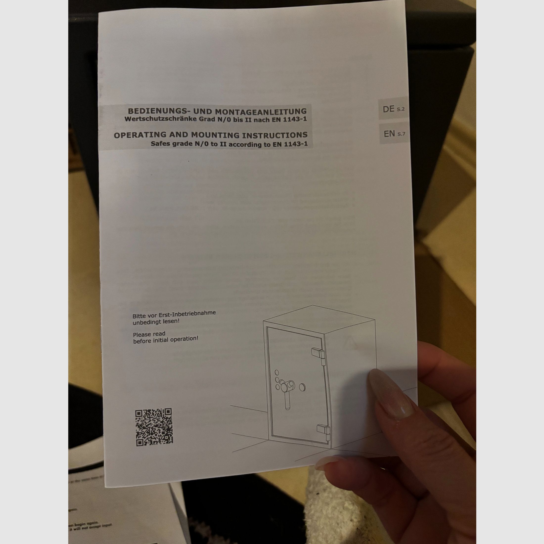 Armero de pistolas Format KWT 800 ELO – Nuevo / Sin usar