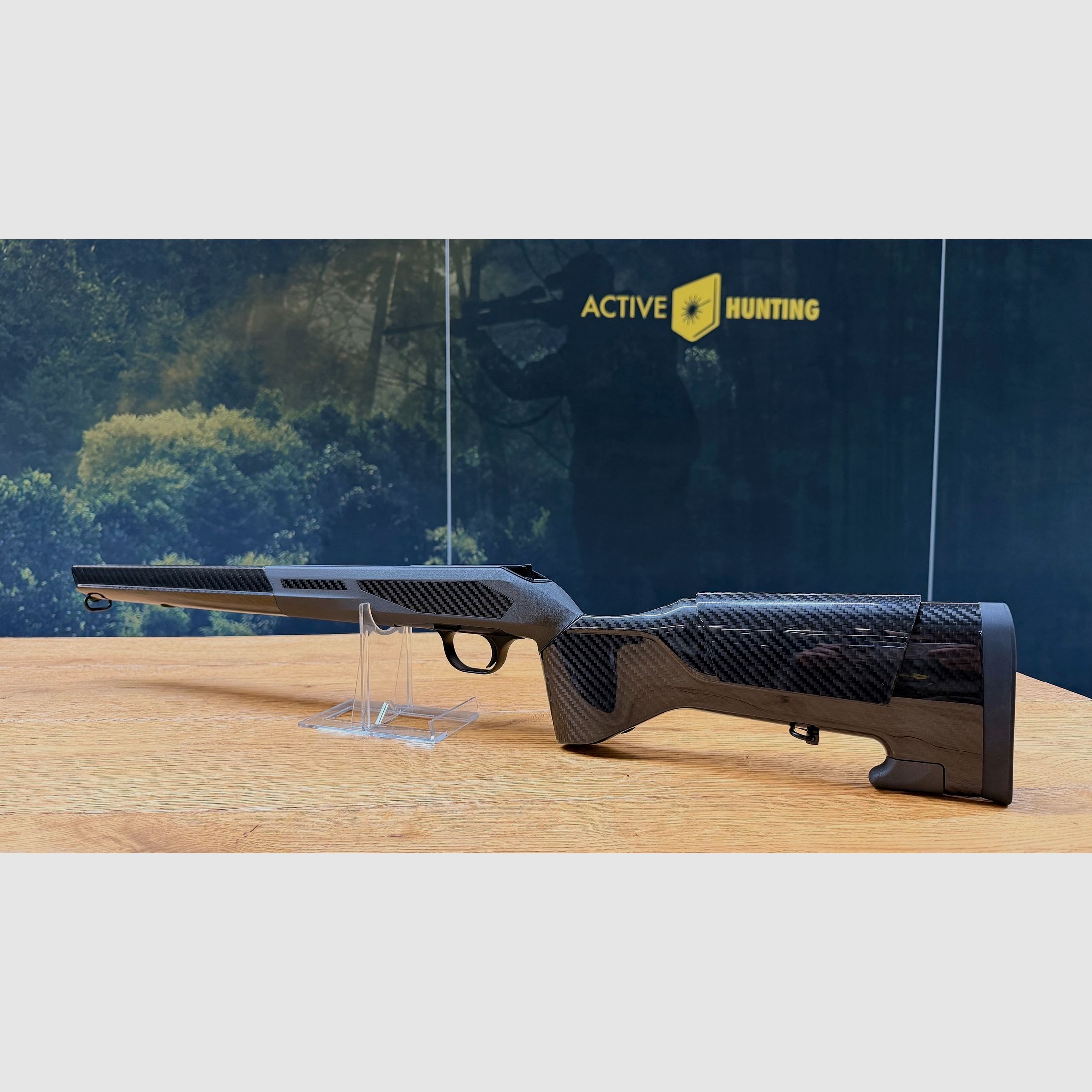 FBT – FINE BALLISTIC TOOLS / HOOGGLANZ SUPERERGONOMISCHE SCHAFT VOOR BLASER R8 / MET R8 SYSTEEM!!!, afbeelding 2 van 7