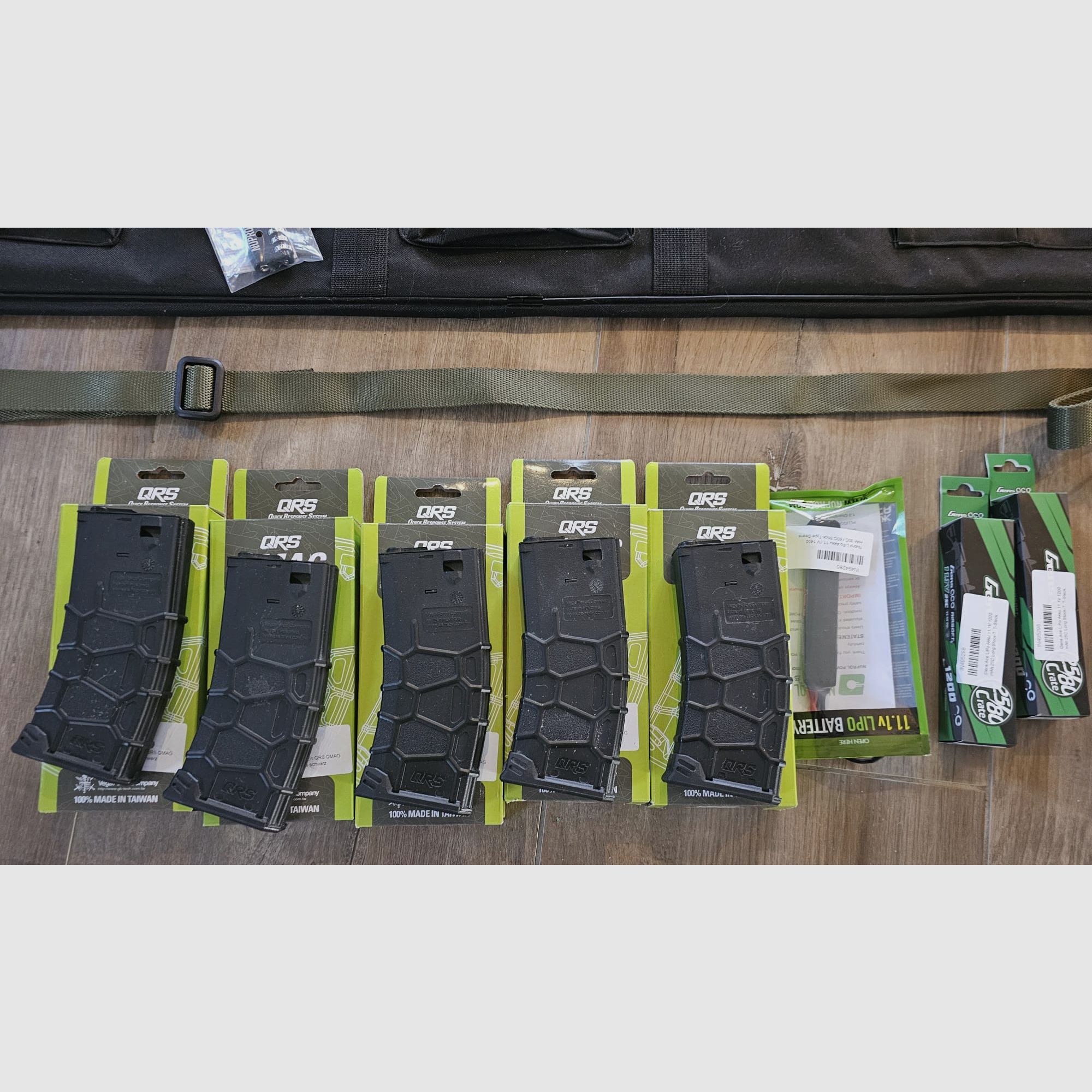 Ares M4 X-Class Model 15 S-AEG Softair-Gewehr + Ausrüstung WIE NEU/Unbenutzt