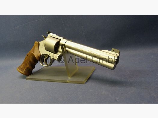 SMITH & WESSON 629 Classic Champion