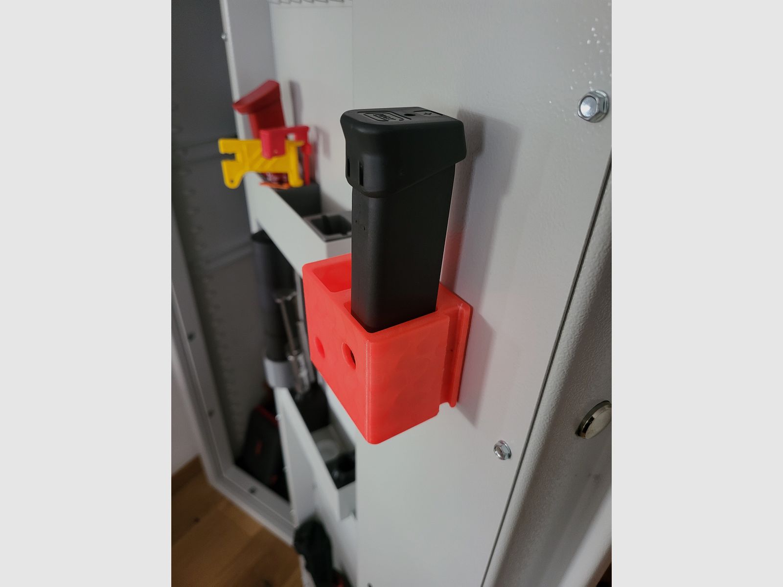 2x MAGAZIN Kurzwaffe Pistole Universal Halter universal Waffenschrank Organizer Magnet rutschfest