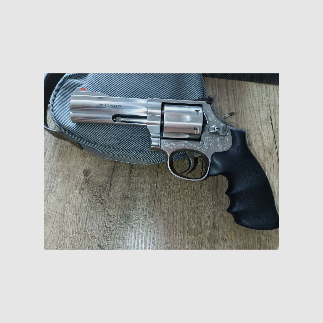 Revolver Smith & Wesson 357Mag Stainless