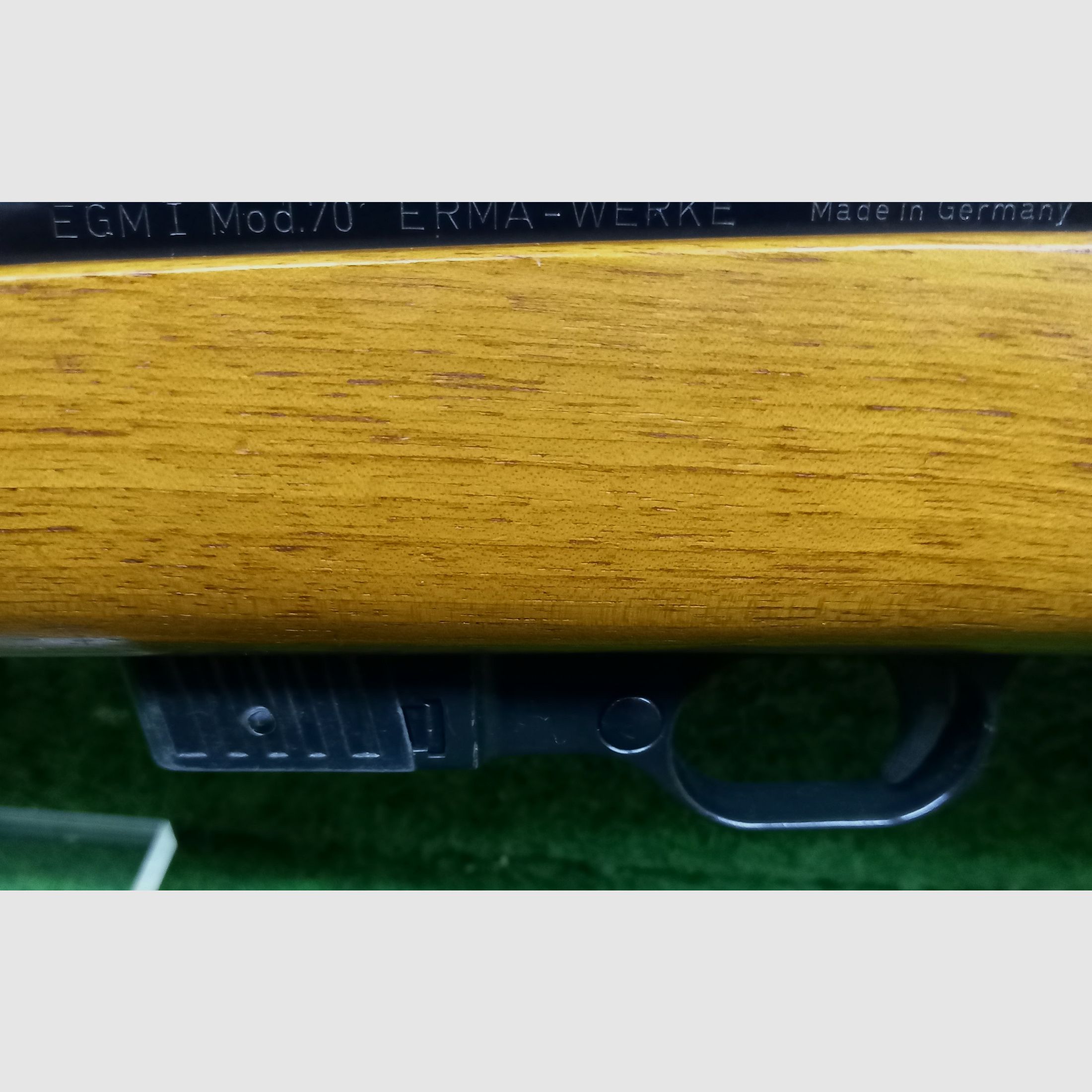 carabina semiautomática ERMA EGM1 de 1970 en calibre .22Lr