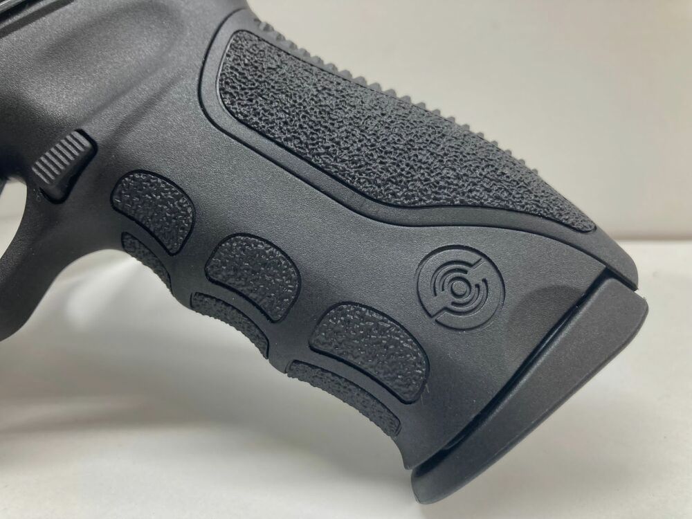 STOEGER STR-9 Pronto per ottiche - Waffen Friedrichs