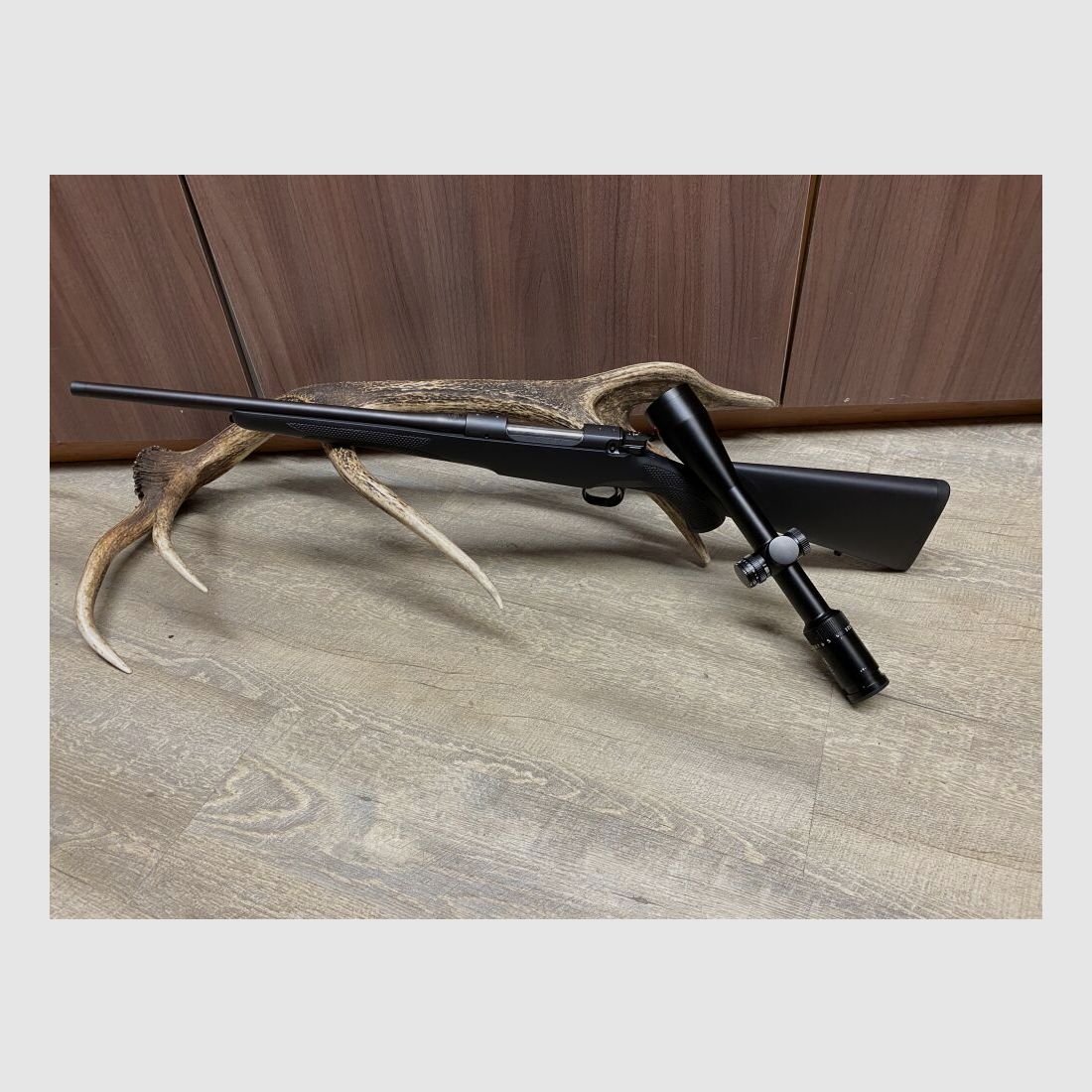 Mauser M12 Extreme, z Leica Amplus 6 2,5-15x50 i