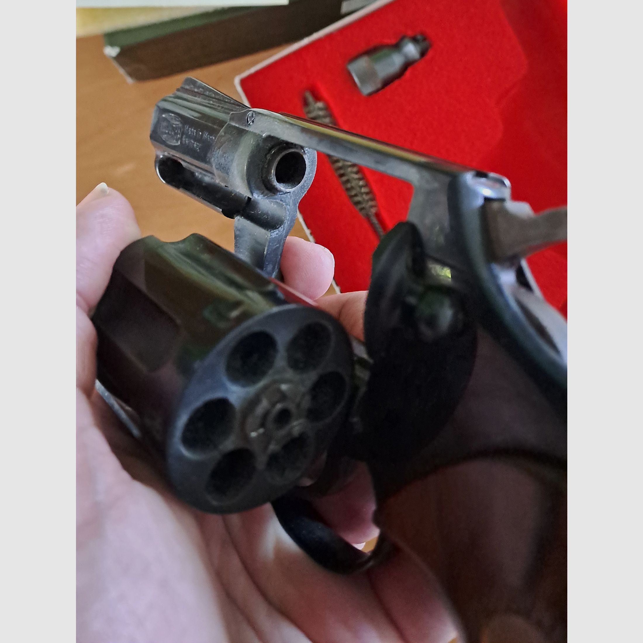 ¡Mauser Mod.K50 cal. .380 knall completo con accesorios!