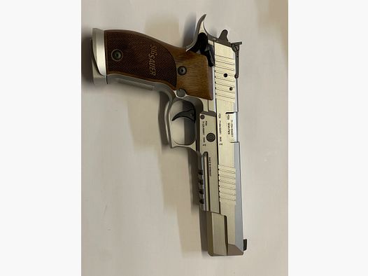 SIG SAUER P 226   X6