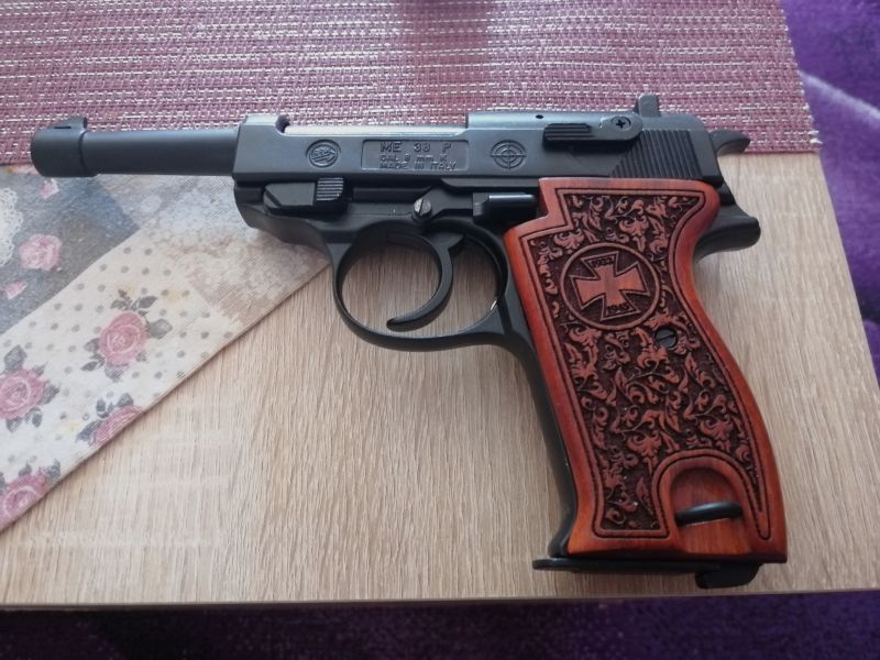 Schreckschusspistole Walther P38