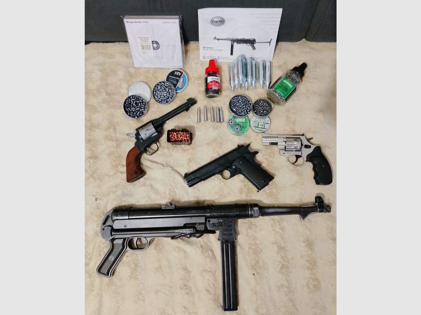 FREE WEAPONS LOT! LEP, CO2, blank firing free from 18 years