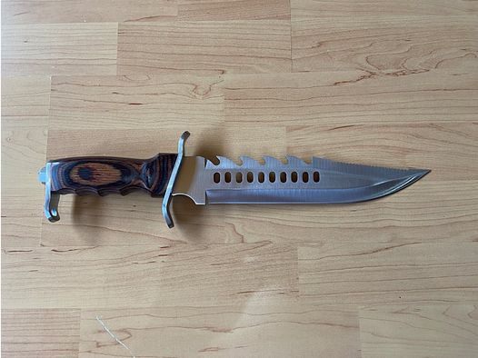 Herbertz Mega Bowie avec dentelure