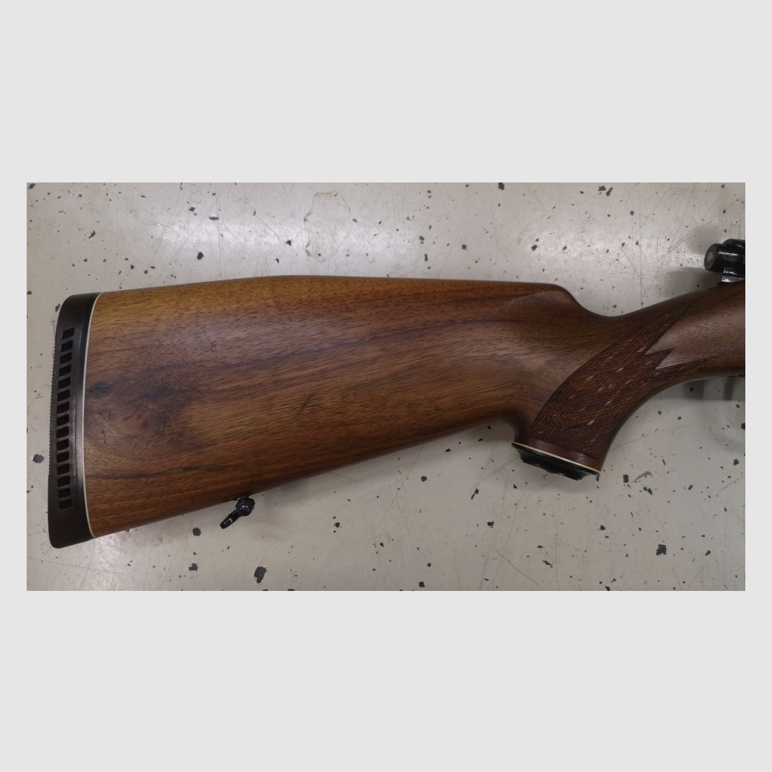 Rifle de repetición Kettner L83 Zastava Jagd en estado como nuevo .30-06Spr.