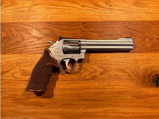 Smith & Wesson Mod. 617 Target Champion .22 l.r.