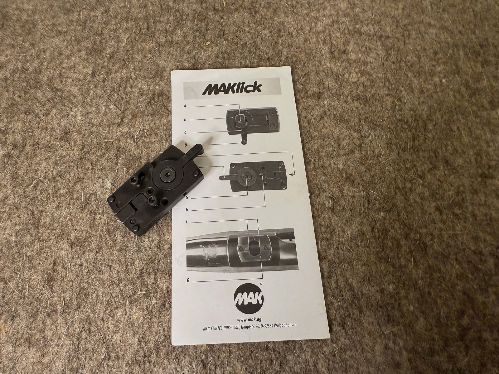 MAKlick Schwenkmontage für Vorderplatten