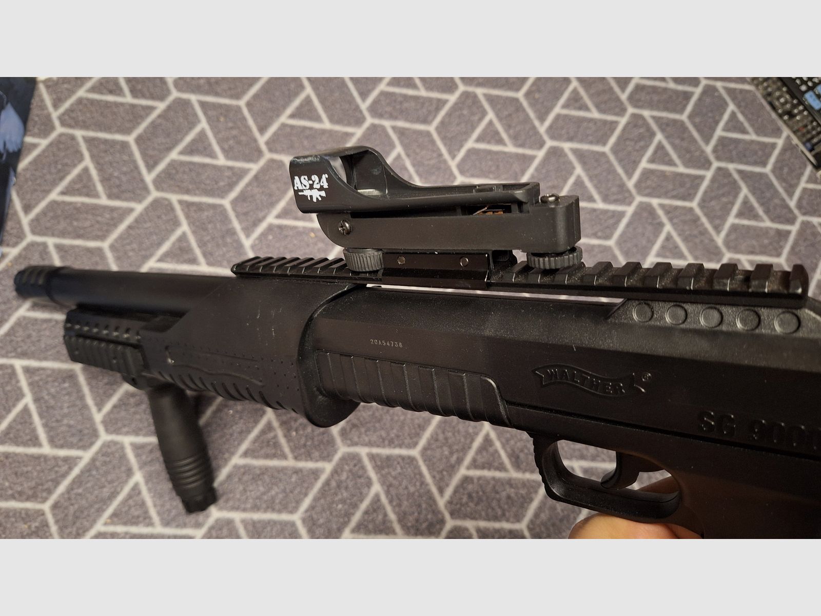 Walther SG9000 4.5mmBB CO2 as good as new!