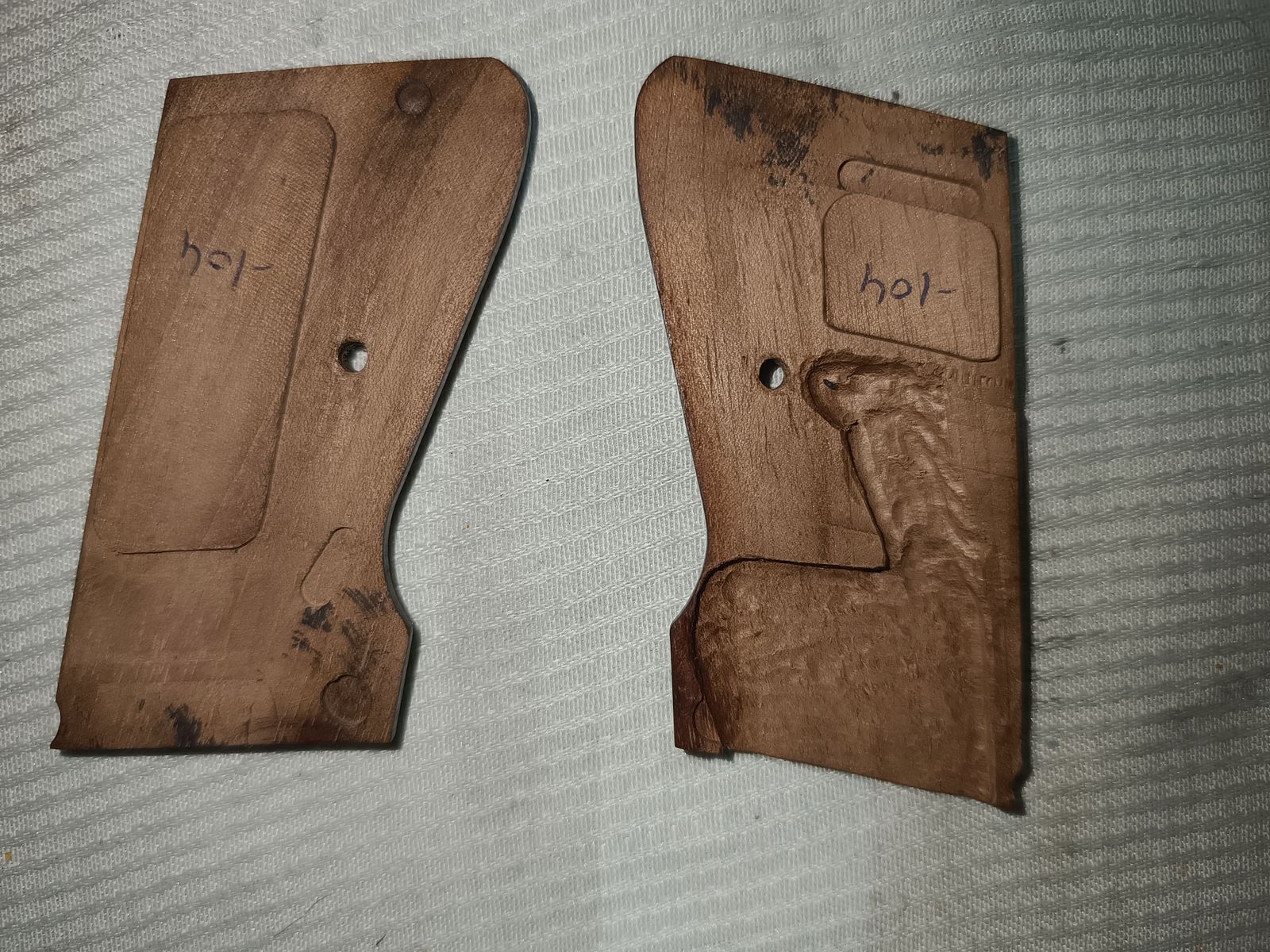 Walther PP Griffschalen mit Adler Drauf 
