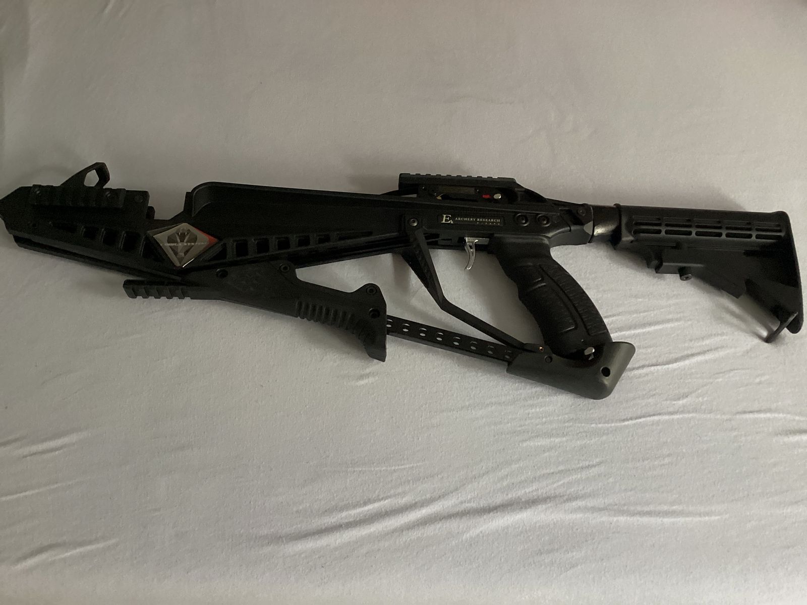 EK Archery R9 and accessories