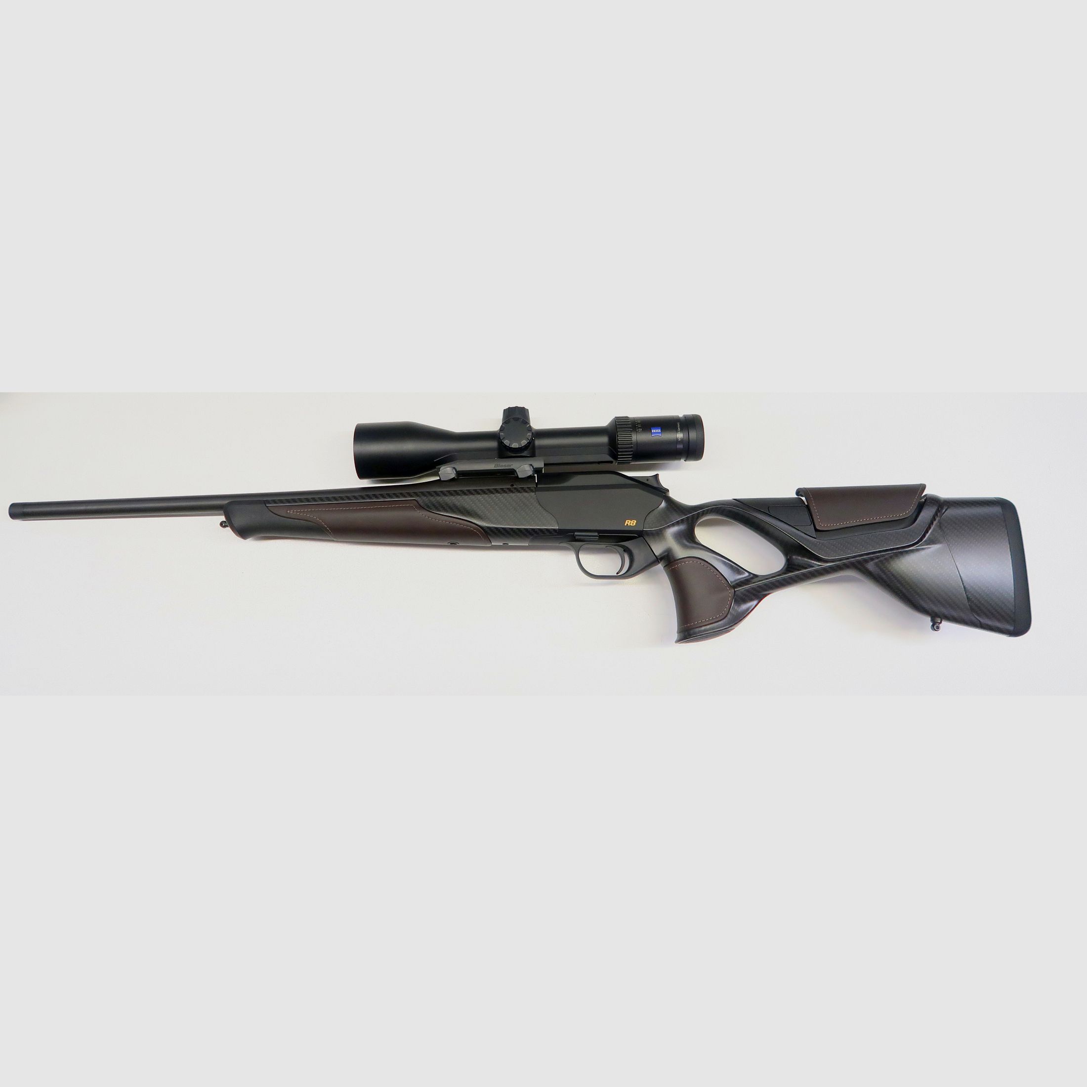 R8 Ultimate Cuir Carbone + VSR 308Win. incl. Zeiss V6 2-12x50, image 2 sur 2