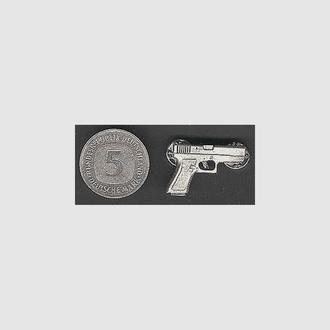 Pistole Glock als Metall-Anstecker