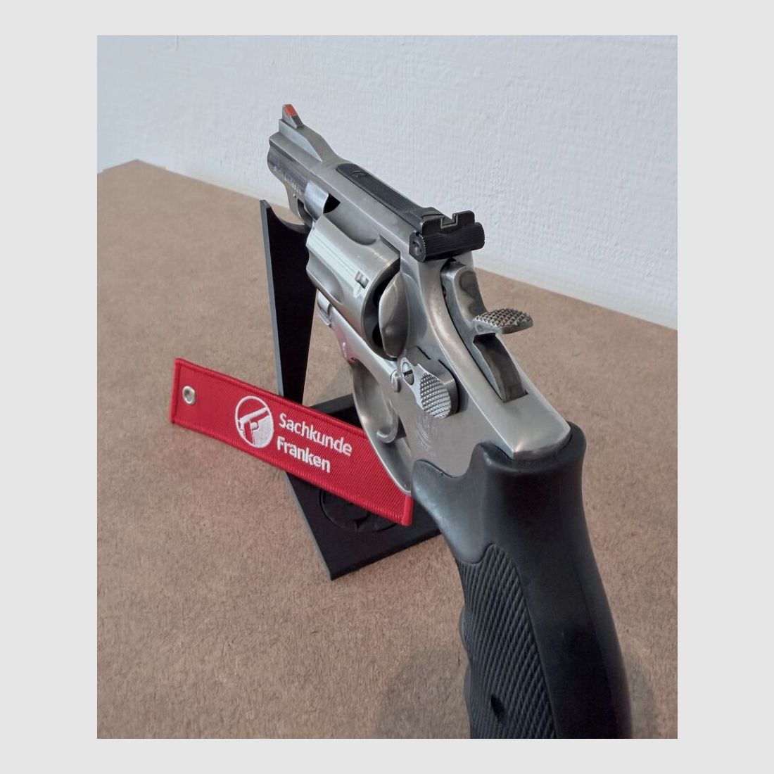 Smith & Wesson 66-4