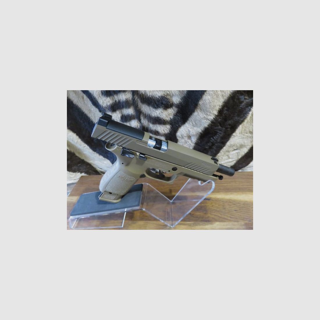 Pistole SIG SAUER M17 Co2 Kal.4,5mm, Bild 4 von 6