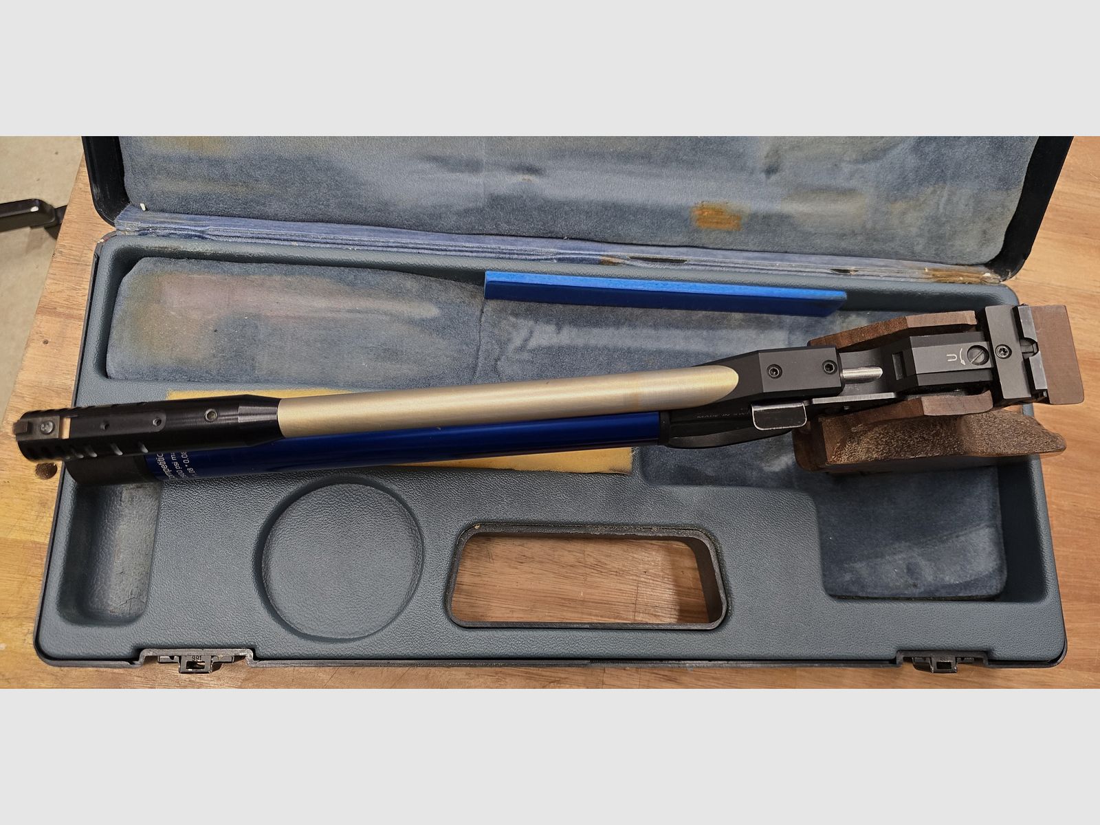 Pistolet à air comprimé Morini 162E, image 4 sur 8
