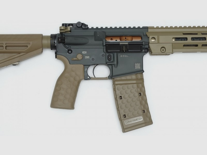 OA-15 PR G96L - Barrel 16" special contour, OA-MDR light M-LOK forend 14", OA-M4 stock PR-G96-L
