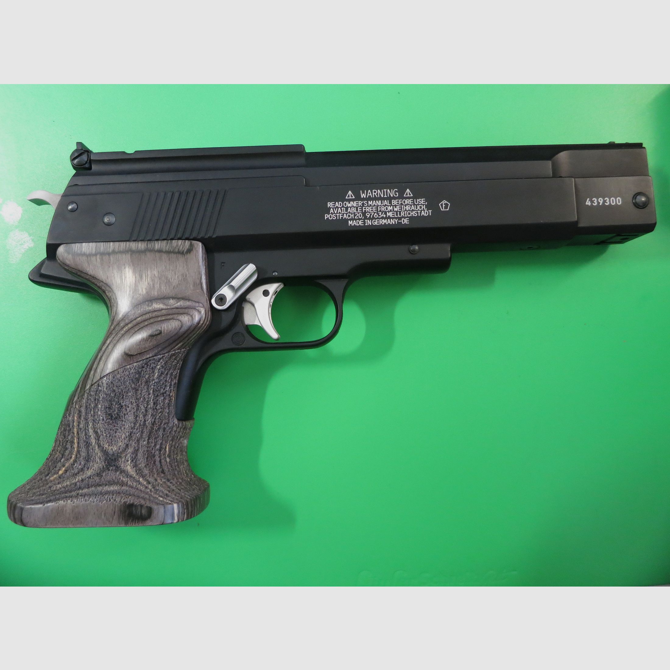 Weihrauch HW 45 Black Star, .22/5,5 mm, Nachbau des Colt 45, Austellungsstück wie neu!  #12